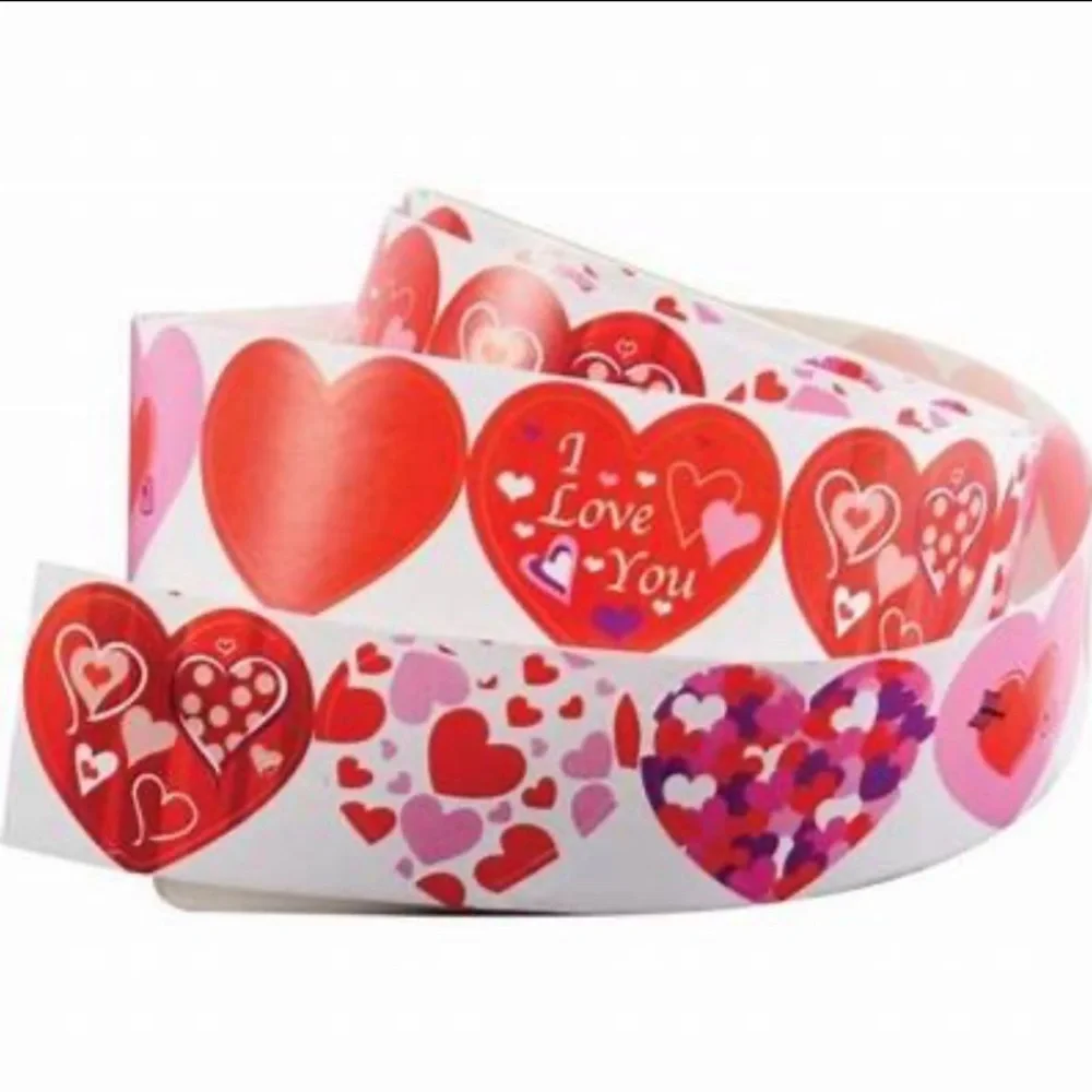 🆕Love/Valentine Sticker Roll- 100 stickers- NWT